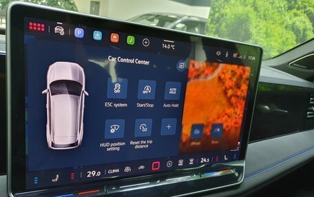 Volkswagen Tiguan, 2025 год, 5 050 000 рублей, 29 фотография