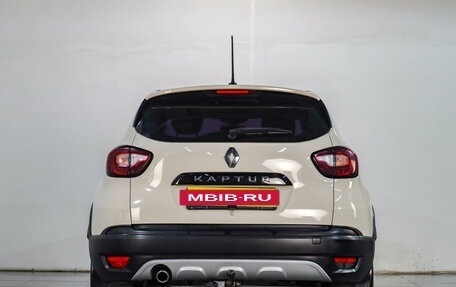 Renault Captur II, 2020 год, 1 669 000 рублей, 6 фотография