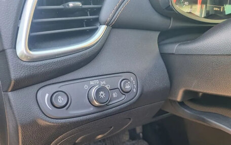 Chevrolet Trax, 2022 год, 1 150 000 рублей, 12 фотография