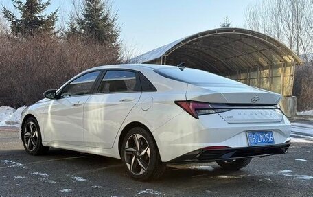 Hyundai Elantra, 2022 год, 1 260 000 рублей, 4 фотография