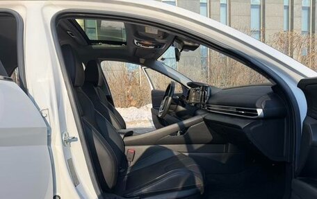 Hyundai Elantra, 2022 год, 1 260 000 рублей, 9 фотография