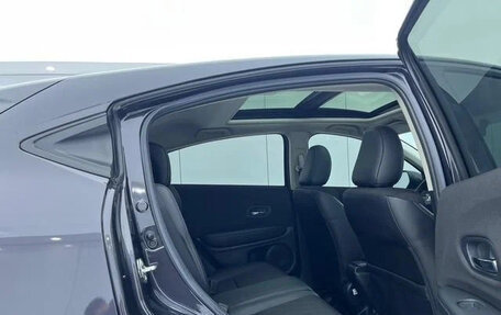 Honda Vezel, 2022 год, 1 490 000 рублей, 8 фотография