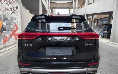 Haval H6, 2022 год, 1 350 000 рублей, 5 фотография