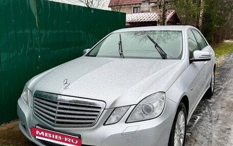 Mercedes-Benz E-Класс, 2009 год, 1 350 000 рублей, 6 фотография
