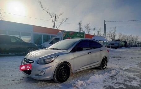 Hyundai Solaris II рестайлинг, 2012 год, 580 000 рублей, 2 фотография