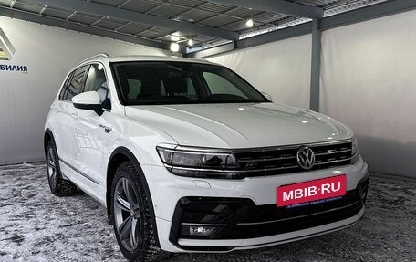 Volkswagen Tiguan II, 2019 год, 2 749 000 рублей, 7 фотография