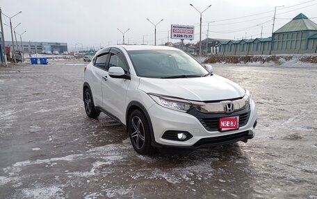 Honda Vezel, 2018 год, 1 800 000 рублей, 1 фотография