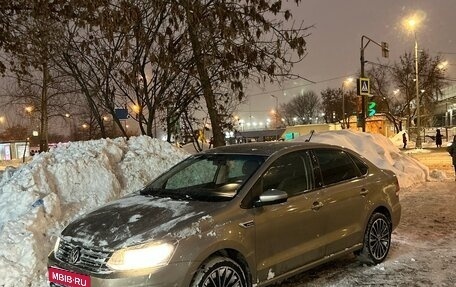 Volkswagen Polo VI (EU Market), 2018 год, 940 000 рублей, 1 фотография