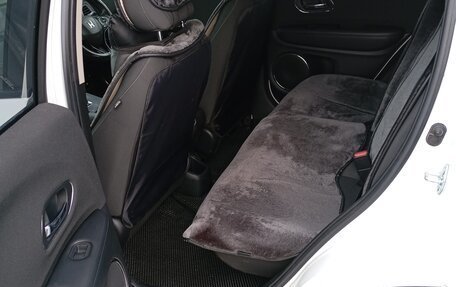 Honda Vezel, 2018 год, 1 800 000 рублей, 14 фотография