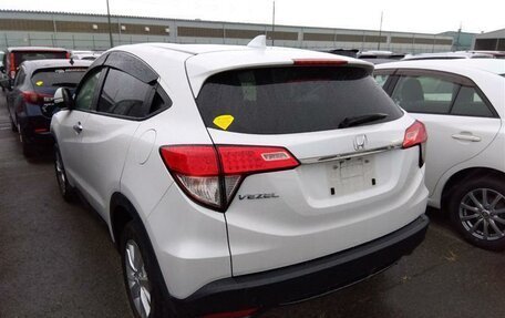 Honda Vezel, 2018 год, 1 800 000 рублей, 18 фотография