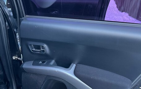 Mitsubishi Outlander III рестайлинг 3, 2008 год, 1 120 000 рублей, 13 фотография