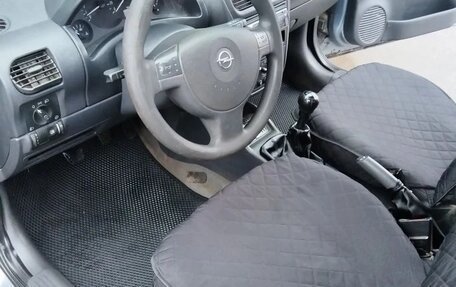 Opel Corsa C рестайлинг, 2004 год, 210 000 рублей, 5 фотография