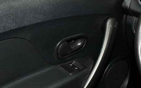 Renault Sandero II рестайлинг, 2019 год, 949 000 рублей, 18 фотография