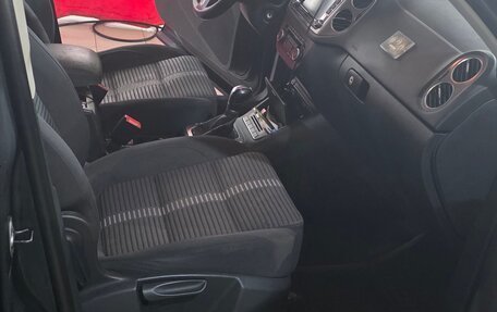 Volkswagen Tiguan I, 2011 год, 1 250 000 рублей, 4 фотография