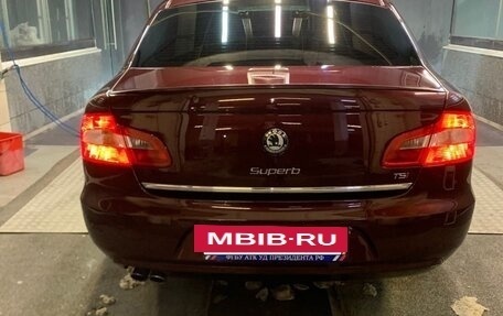 Skoda Superb III рестайлинг, 2010 год, 1 300 000 рублей, 4 фотография