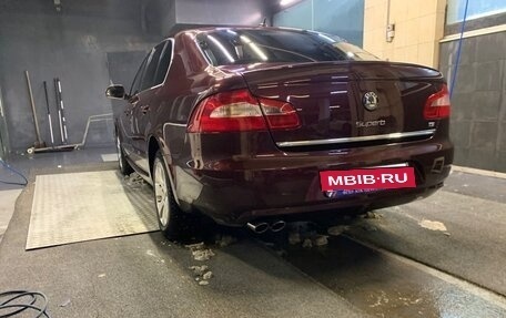 Skoda Superb III рестайлинг, 2010 год, 1 300 000 рублей, 5 фотография