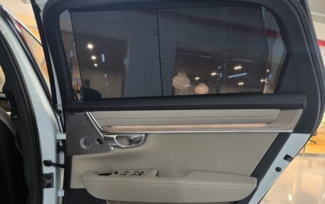 Volvo S90 II рестайлинг, 2025 год, 6 350 000 рублей, 14 фотография