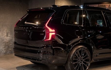 Volvo XC90 II рестайлинг, 2025 год, 7 210 000 рублей, 3 фотография