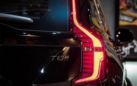 Volvo XC90 II рестайлинг, 2025 год, 7 210 000 рублей, 4 фотография