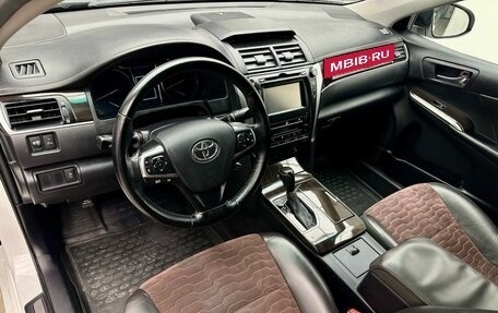 Toyota Camry, 2016 год, 1 999 000 рублей, 9 фотография