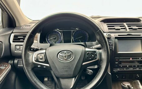 Toyota Camry, 2016 год, 1 999 000 рублей, 13 фотография