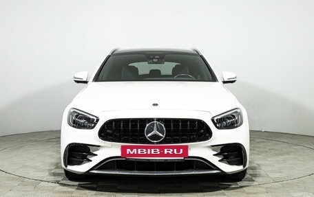 Mercedes-Benz E-Класс, 2020 год, 6 500 000 рублей, 2 фотография