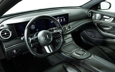 Mercedes-Benz E-Класс, 2020 год, 6 500 000 рублей, 11 фотография
