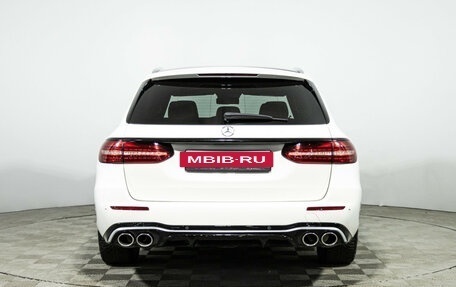 Mercedes-Benz E-Класс, 2020 год, 6 500 000 рублей, 6 фотография