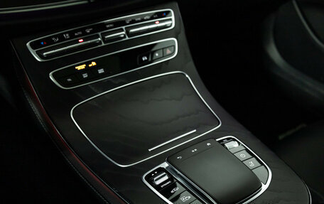 Mercedes-Benz E-Класс, 2020 год, 6 500 000 рублей, 22 фотография