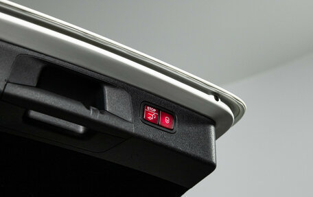 Mercedes-Benz E-Класс, 2020 год, 6 500 000 рублей, 29 фотография