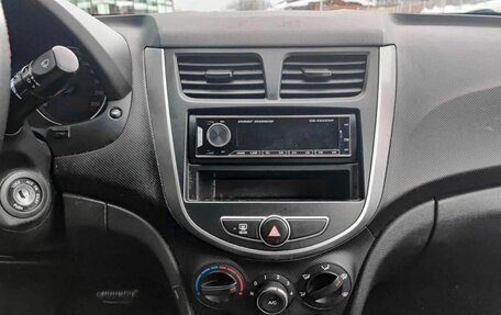 Hyundai Solaris II рестайлинг, 2014 год, 749 000 рублей, 18 фотография