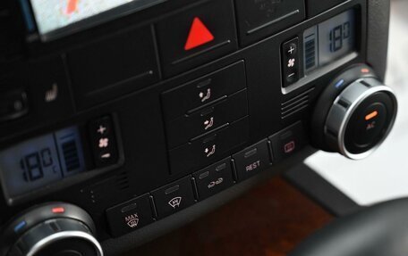 Volkswagen Touareg III, 2010 год, 1 205 000 рублей, 13 фотография