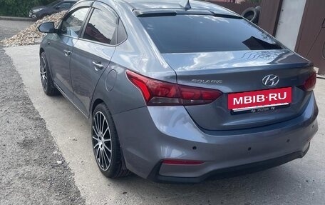 Hyundai Solaris II рестайлинг, 2018 год, 920 000 рублей, 9 фотография