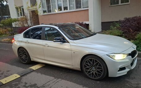 BMW 3 серия, 2013 год, 1 850 000 рублей, 13 фотография