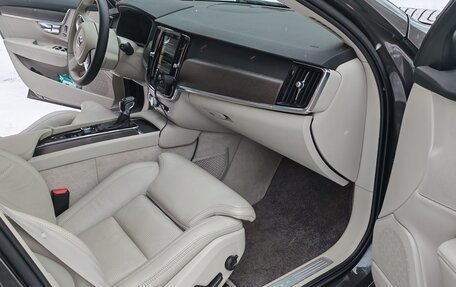 Volvo V90 Cross Country I рестайлинг, 2017 год, 3 599 999 рублей, 17 фотография