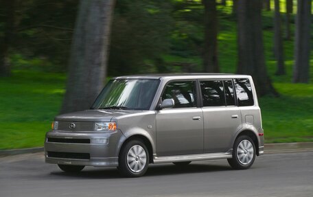 Scion xB II рестайлинг, 2004 год, 300 000 рублей, 1 фотография