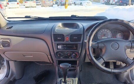 Nissan Bluebird Sylphy II, 2001 год, 380 000 рублей, 19 фотография