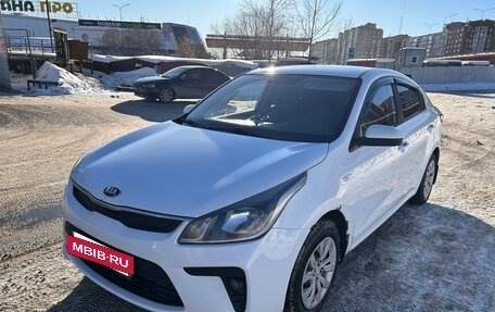 KIA Rio IV, 2020 год, 830 000 рублей, 2 фотография