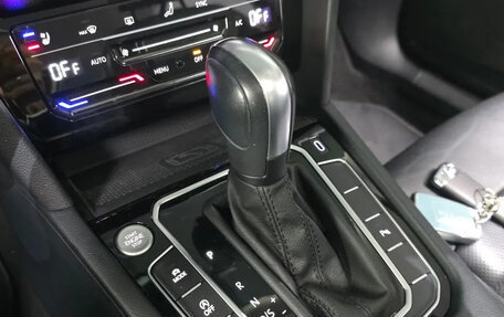 Volkswagen Passat B8 рестайлинг, 2022 год, 2 000 000 рублей, 13 фотография