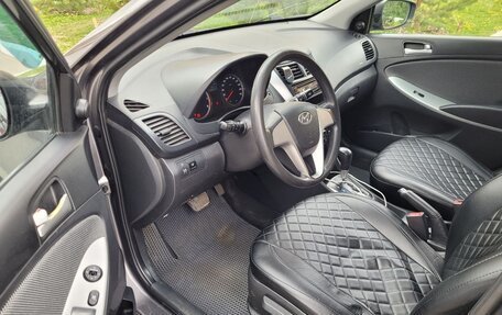 Hyundai Solaris II рестайлинг, 2011 год, 680 000 рублей, 9 фотография