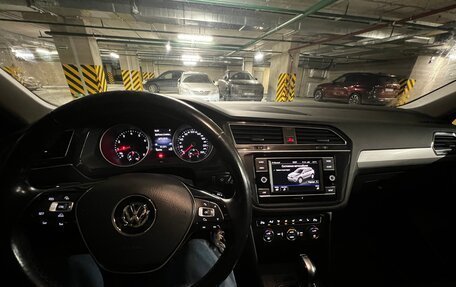 Volkswagen Tiguan II, 2018 год, 2 490 000 рублей, 12 фотография