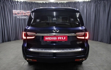 Infiniti QX80 I рестайлинг, 2018 год, 4 298 000 рублей, 6 фотография