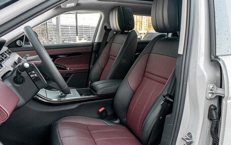 Land Rover Range Rover Evoque II, 2025 год, 7 500 000 рублей, 25 фотография