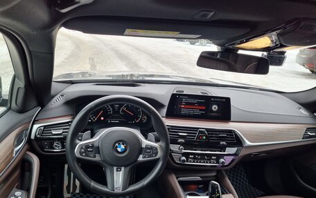 BMW 5 серия, 2019 год, 4 700 000 рублей, 9 фотография