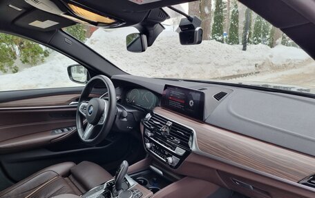 BMW 5 серия, 2019 год, 4 700 000 рублей, 17 фотография