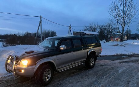 Mitsubishi L200 III рестайлинг, 2003 год, 500 000 рублей, 4 фотография
