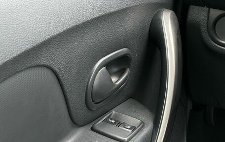 Renault Logan II, 2017 год, 839 000 рублей, 15 фотография