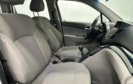 Chevrolet Orlando I, 2012 год, 870 000 рублей, 12 фотография