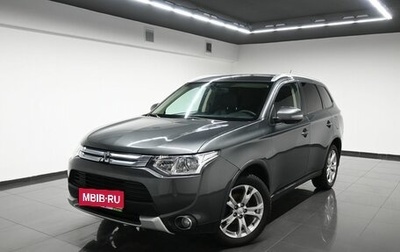 Mitsubishi Outlander III рестайлинг 3, 2014 год, 1 395 000 рублей, 1 фотография