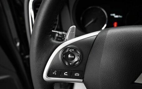 Mitsubishi Outlander III рестайлинг 3, 2014 год, 1 395 000 рублей, 18 фотография